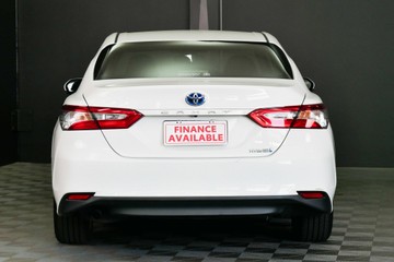 https://vehicle-cdn.autoleague.cloud/30640_U111242_5.jpg
