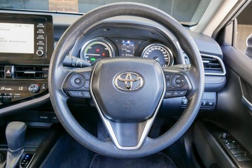https://vehicle-cdn.autoleague.cloud/30640_U111260_11.jpg