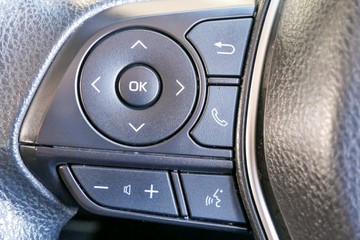 https://vehicle-cdn.autoleague.cloud/30640_U111260_12.jpg