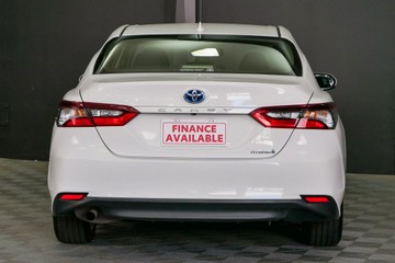 https://vehicle-cdn.autoleague.cloud/30640_U111260_5.jpg