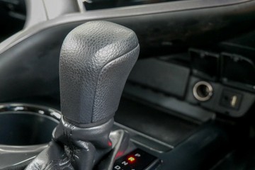 https://vehicle-cdn.autoleague.cloud/30640_U111264_15.jpg