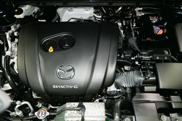 https://vehicle-cdn.autoleague.cloud/30640_U111268_24.jpg