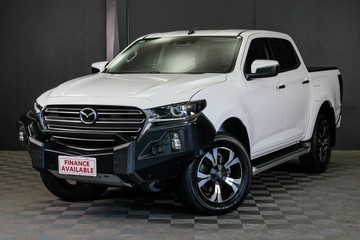 https://vehicle-cdn.autoleague.cloud/30640_U111271_3.jpg