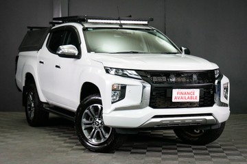https://vehicle-cdn.autoleague.cloud/30640_U111273_1.jpg