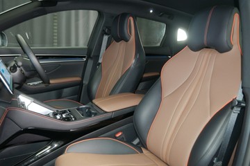 https://vehicle-cdn.autoleague.cloud/30640_U111275_20.jpg