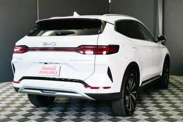 https://vehicle-cdn.autoleague.cloud/30640_U111275_4.jpg