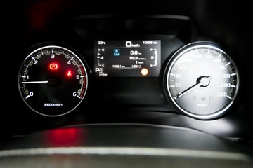 https://vehicle-cdn.autoleague.cloud/30640_U111280_11.jpg