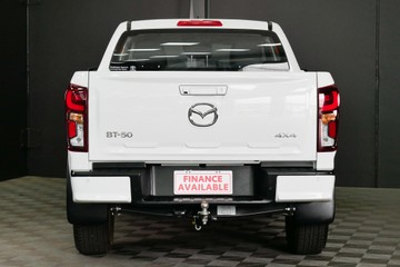 https://vehicle-cdn.autoleague.cloud/30640_U111280_5.jpg