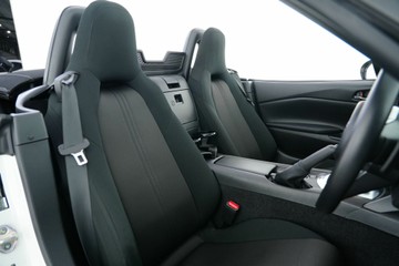 https://vehicle-cdn.autoleague.cloud/30640_U111286_14.jpg