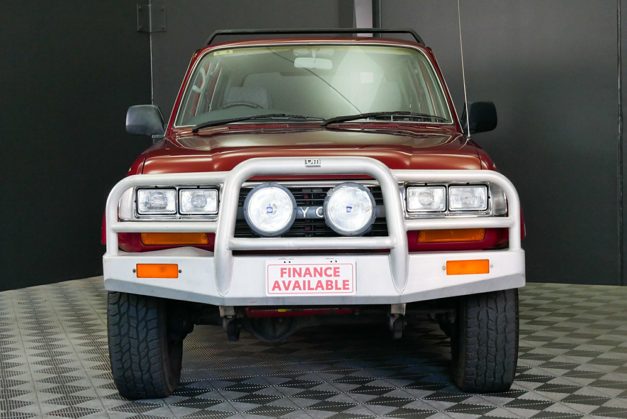 Toyota Landcruiser image 2