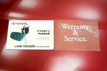 https://vehicle-cdn.autoleague.cloud/30640_U111294_23.jpg