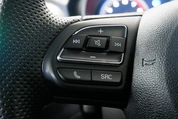 https://vehicle-cdn.autoleague.cloud/30640_U111313_14.jpg