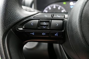https://vehicle-cdn.autoleague.cloud/30640_U111322_14.jpg