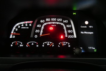 https://vehicle-cdn.autoleague.cloud/30640_U111328_10.jpg