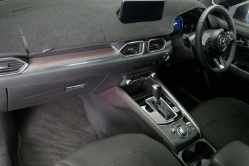 https://vehicle-cdn.autoleague.cloud/30640_U111329_18.jpg