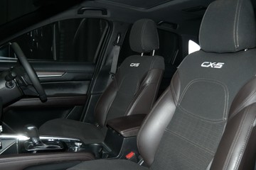 https://vehicle-cdn.autoleague.cloud/30640_U111329_19.jpg