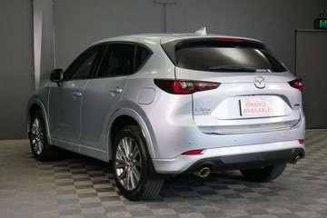 https://vehicle-cdn.autoleague.cloud/30640_U111329_6.jpg