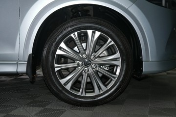 https://vehicle-cdn.autoleague.cloud/30640_U111329_7.jpg