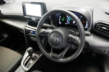 https://vehicle-cdn.autoleague.cloud/30640_U111332_8.jpg