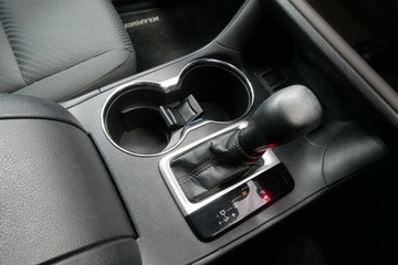 https://vehicle-cdn.autoleague.cloud/30640_U111337_13.jpg