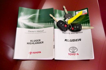https://vehicle-cdn.autoleague.cloud/30640_U111337_23.jpg