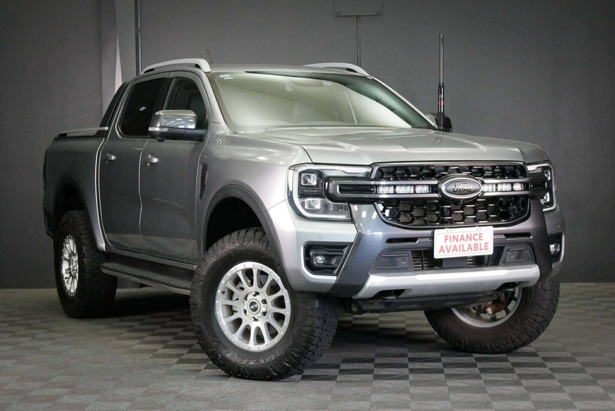 Ford Ranger image 1