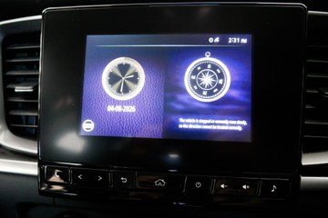 https://vehicle-cdn.autoleague.cloud/30640_U111343_10.jpg
