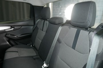 https://vehicle-cdn.autoleague.cloud/30640_U111343_18.jpg