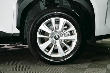 https://vehicle-cdn.autoleague.cloud/30640_U111357_7.jpg