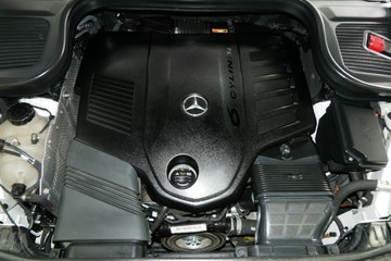 https://vehicle-cdn.autoleague.cloud/30640_U111362_26.jpg