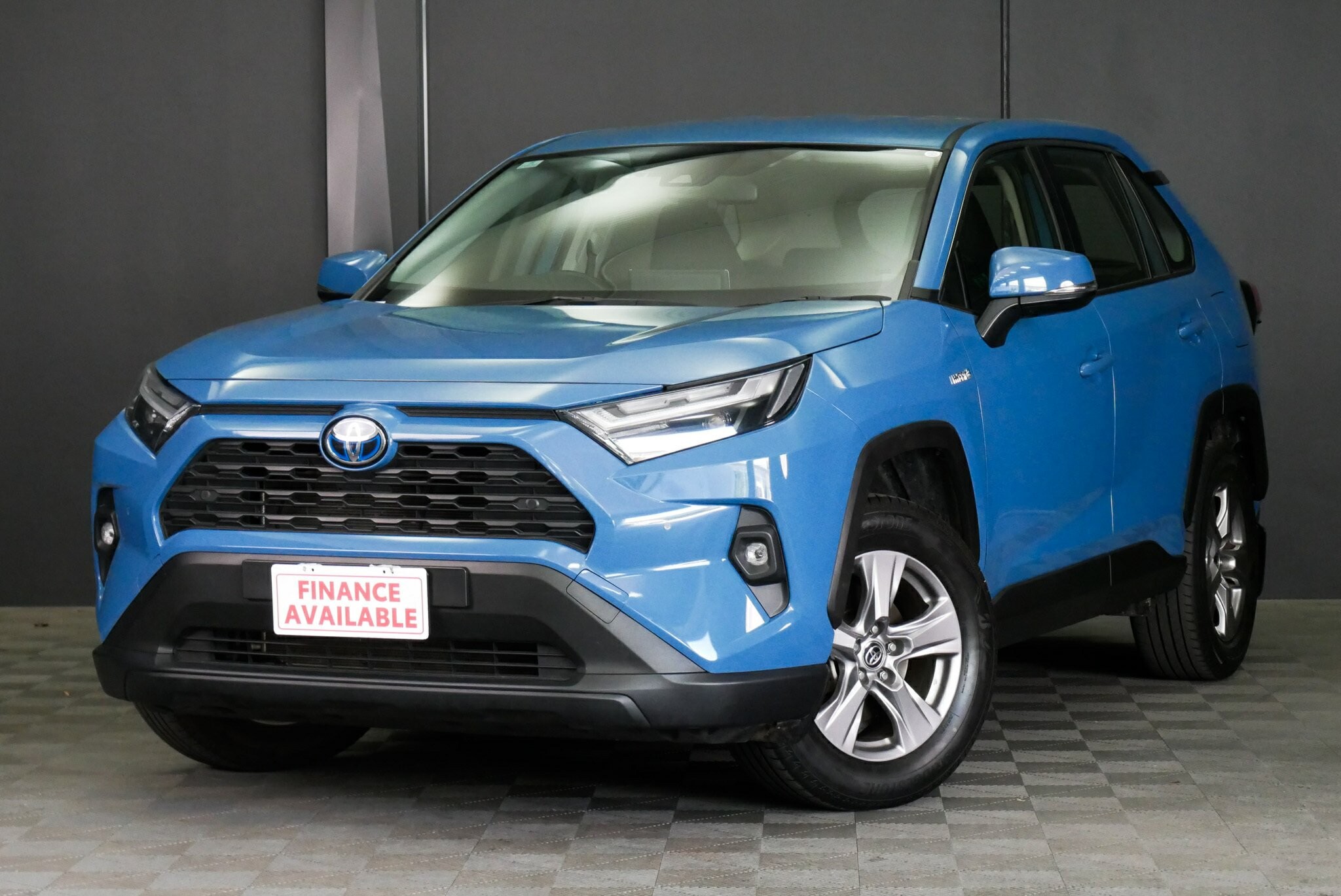 Toyota Rav4 image 3