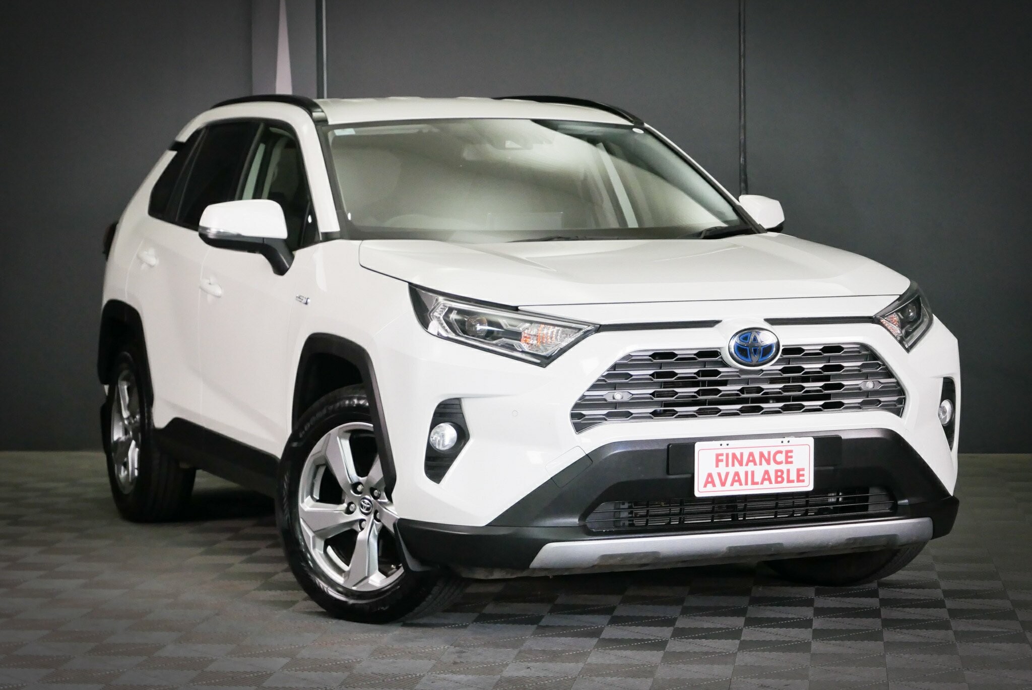 Toyota Rav4 image 1