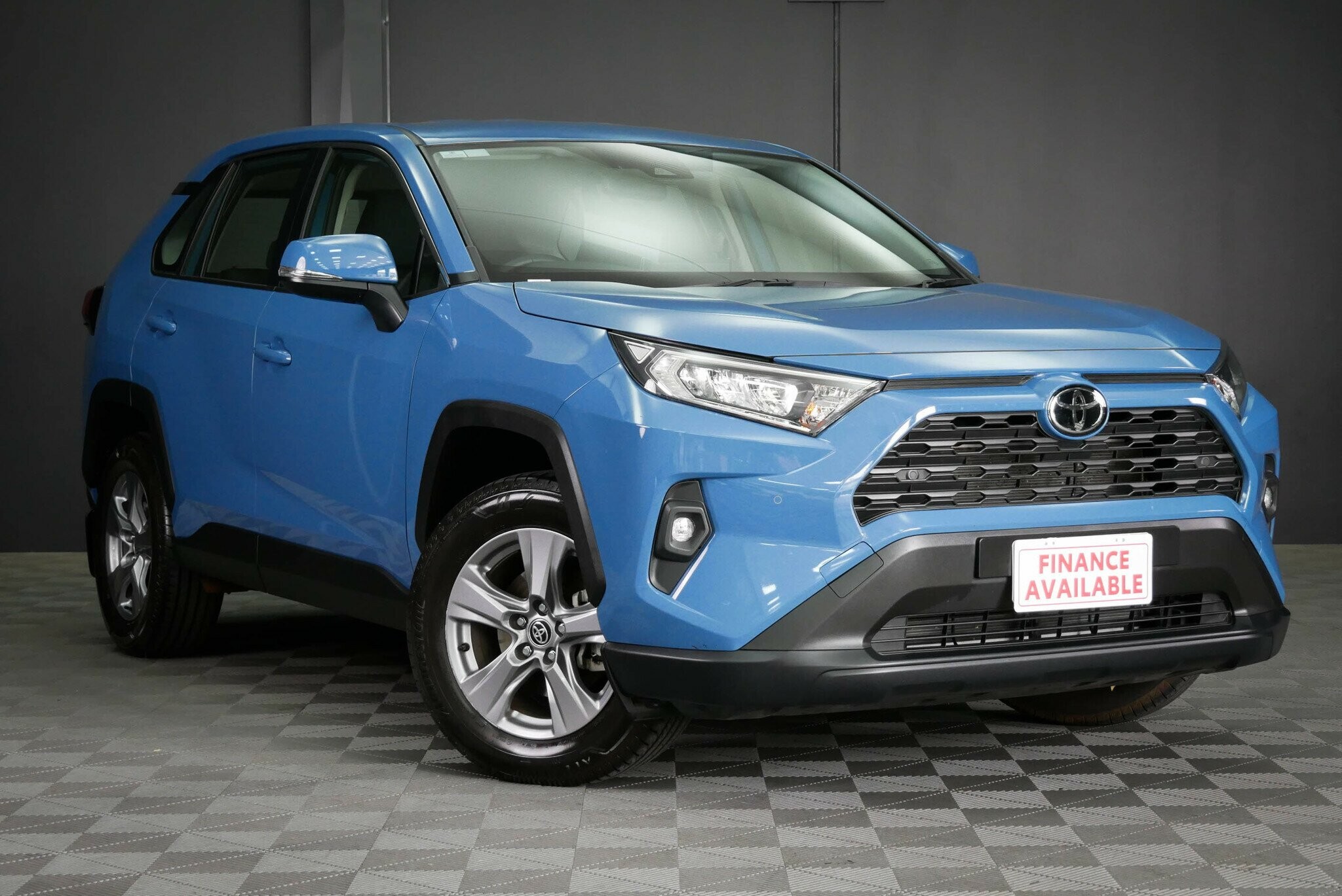 Toyota Rav4 image 1