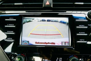 https://vehicle-cdn.autoleague.cloud/30640_U111384_13.jpg