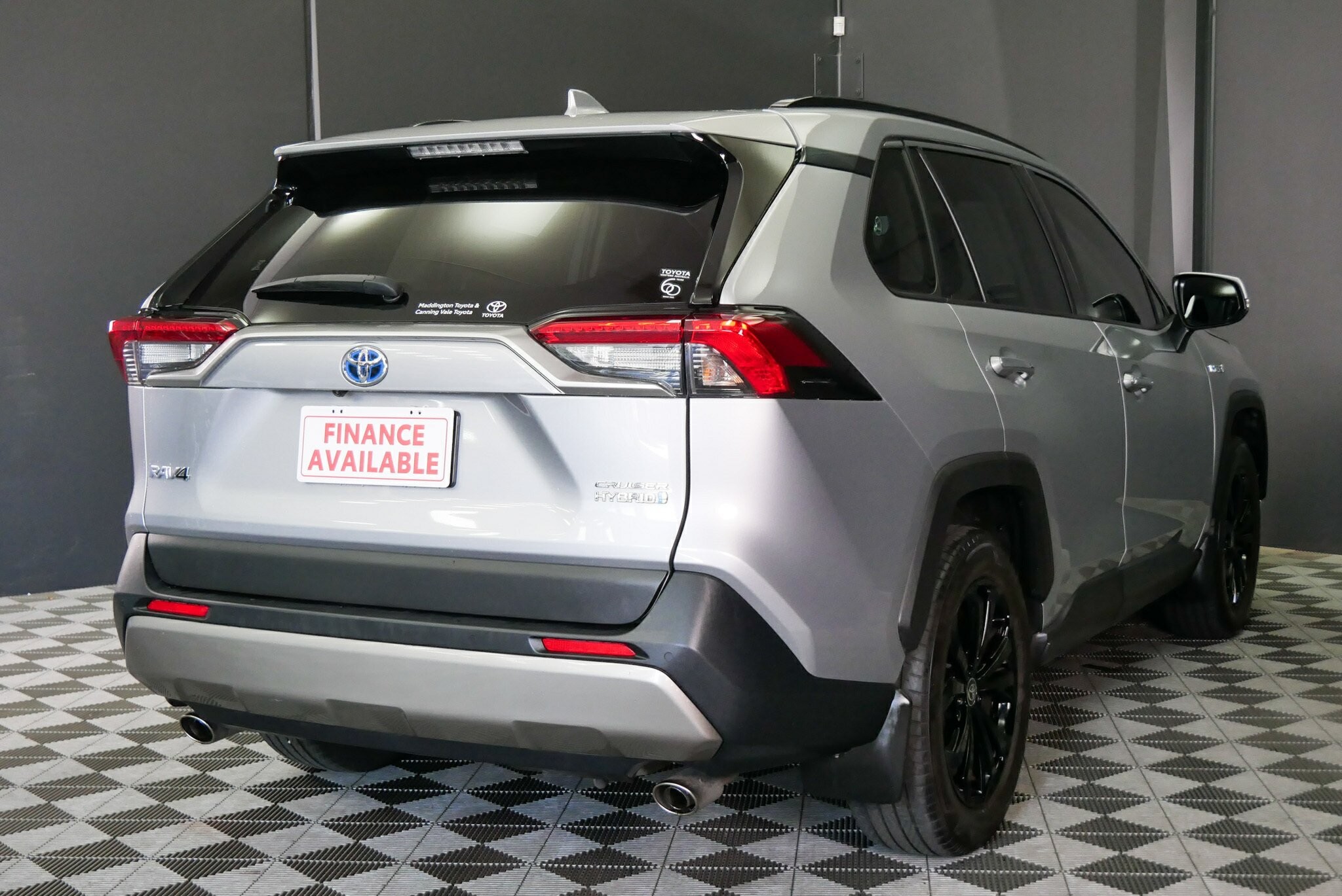 Toyota Rav4 image 4