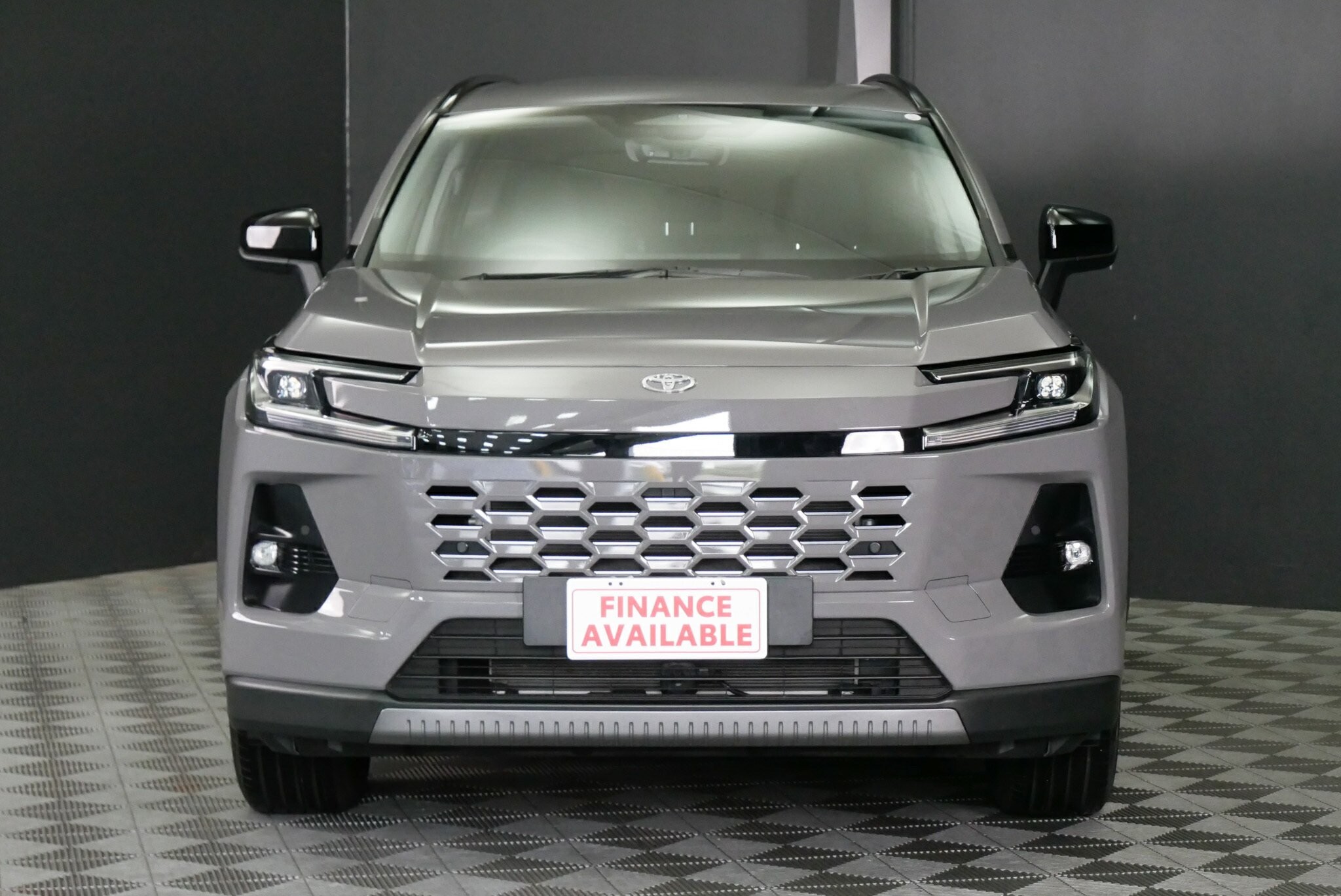 Toyota Rav4 image 2
