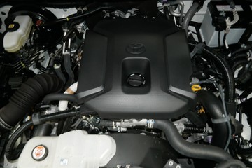 https://vehicle-cdn.autoleague.cloud/30640_U111390_25.jpg