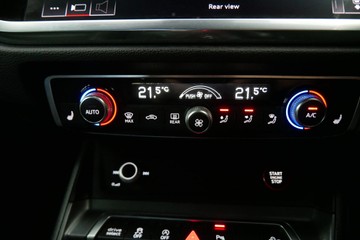 https://vehicle-cdn.autoleague.cloud/30640_U111392_12.jpg