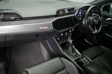 https://vehicle-cdn.autoleague.cloud/30640_U111392_20.jpg