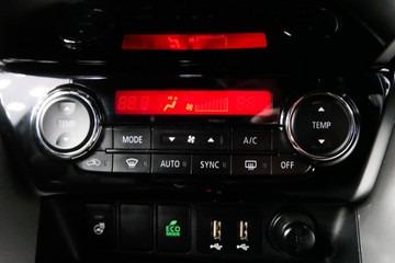 https://vehicle-cdn.autoleague.cloud/30640_U111393_12.jpg