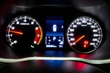 https://vehicle-cdn.autoleague.cloud/30640_U111393_9.jpg
