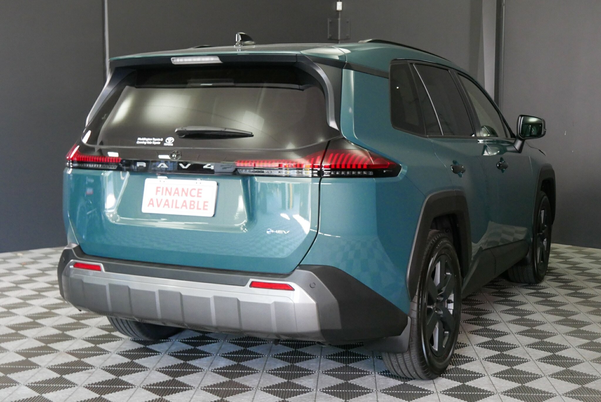 Toyota Rav4 image 4