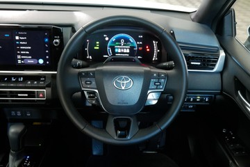 https://vehicle-cdn.autoleague.cloud/30640_U111404_10.jpg