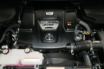 https://vehicle-cdn.autoleague.cloud/30640_U111409_27.jpg