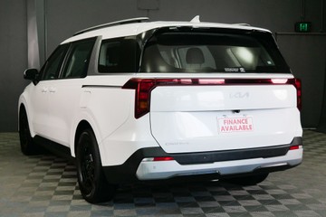 https://vehicle-cdn.autoleague.cloud/30640_U111411_6.jpg