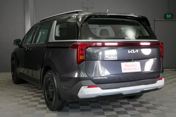 https://vehicle-cdn.autoleague.cloud/30640_U111412_6.jpg