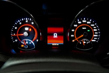 https://vehicle-cdn.autoleague.cloud/30640_U111413_10.jpg