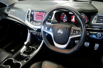 https://vehicle-cdn.autoleague.cloud/30640_U111413_9.jpg
