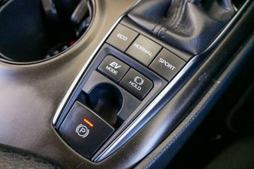 https://vehicle-cdn.autoleague.cloud/30640_U111419_15.jpg
