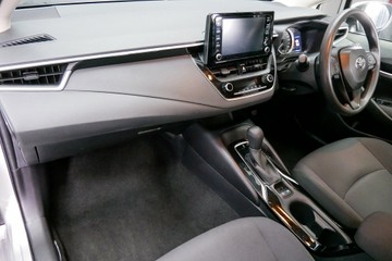 https://vehicle-cdn.autoleague.cloud/30640_U111420_14.jpg